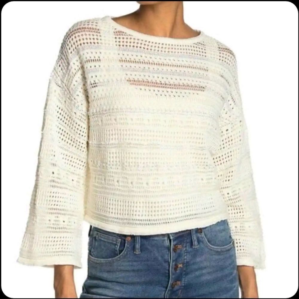 CENY Open‎ Knit Cropped Crocheted Sweater size medium
